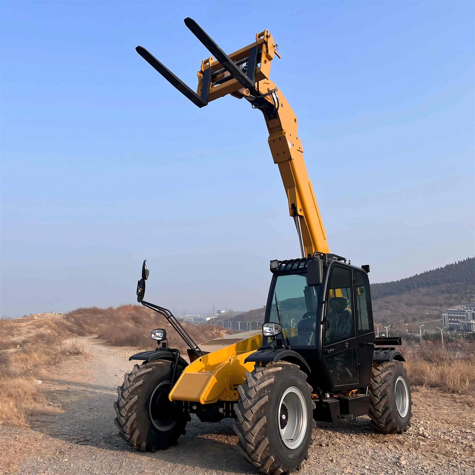 Telescopic Forklift FT30 Telescopic Forklift FT30